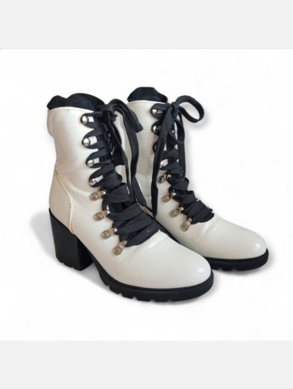 White Patent Leather Block Heel Combat Boots Kendall & Kylie Spencer Boot Size 7 - Picture 1 of 12